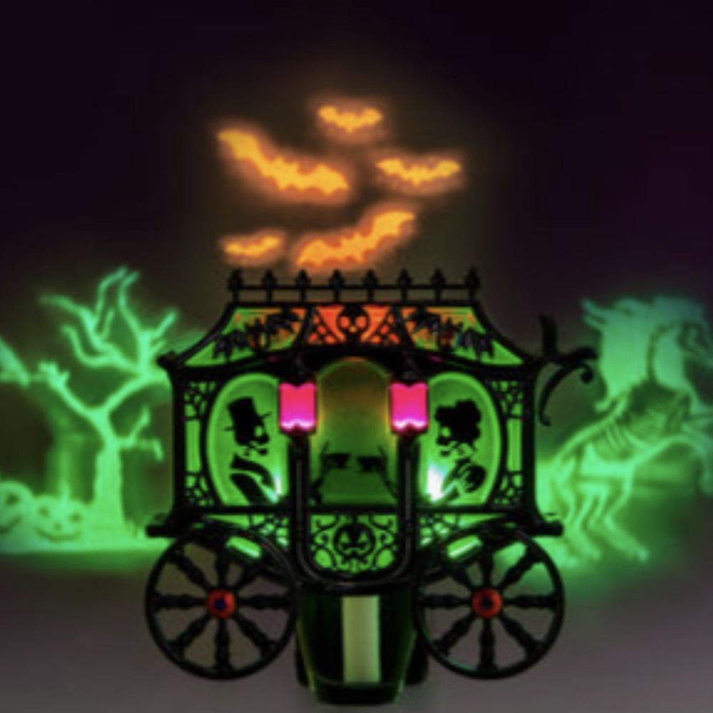Bath & Body works creepy carriage plug in
